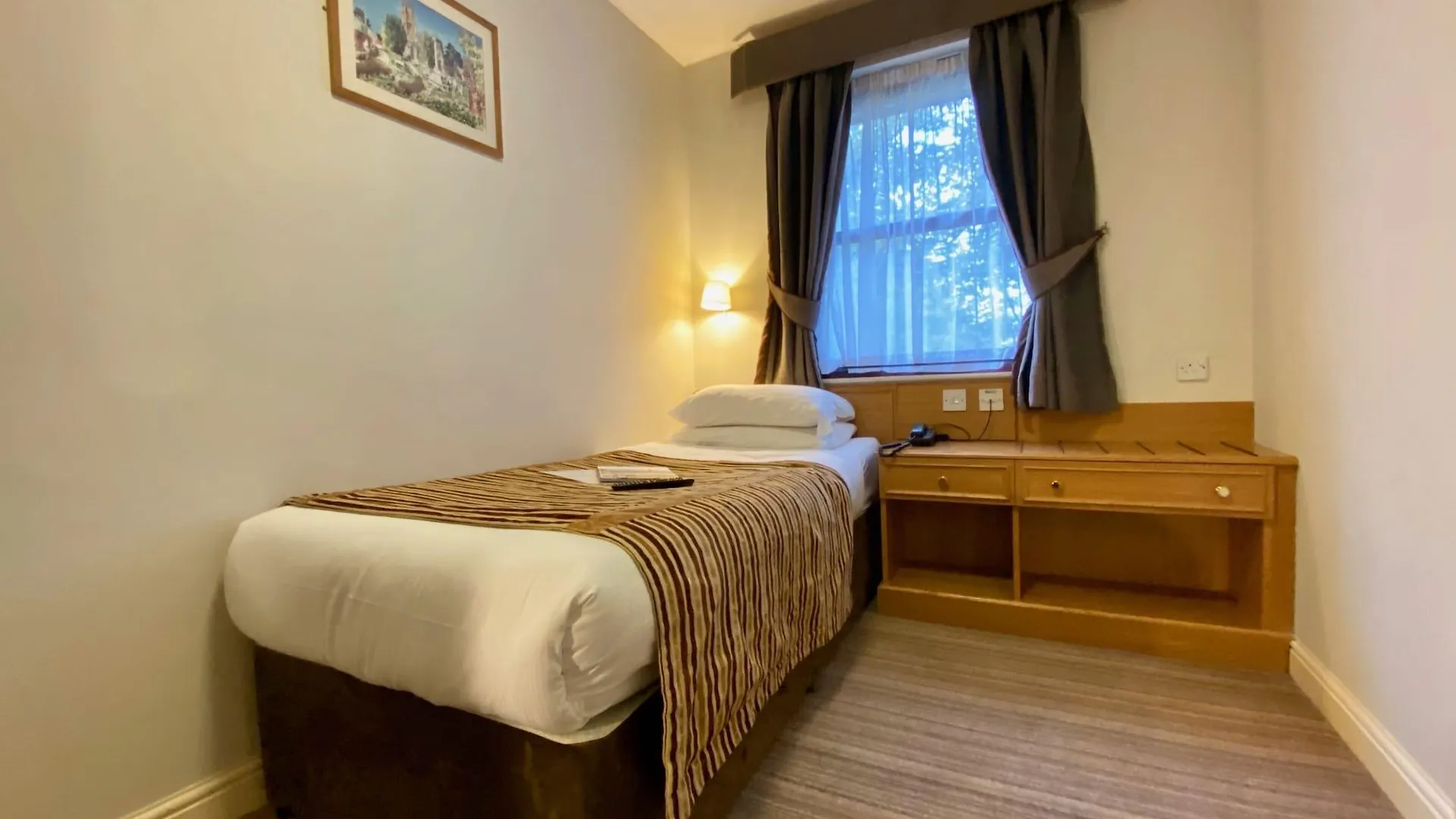 ***  Dubrovnik Hotel Bradford  Birleşik Krallık